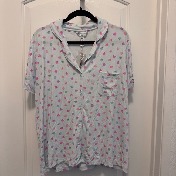 Skims Cloud Candy Heart Pajama Top - Picture 2 of 5